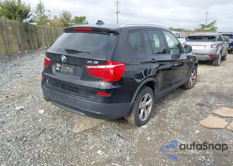 2011 BMW X3 xDrive28I z USA, uszkodzony, nr VIN 5UXWX5C56BL709221